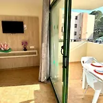 Festival Village 2 Y Piscinas Apartment Salou